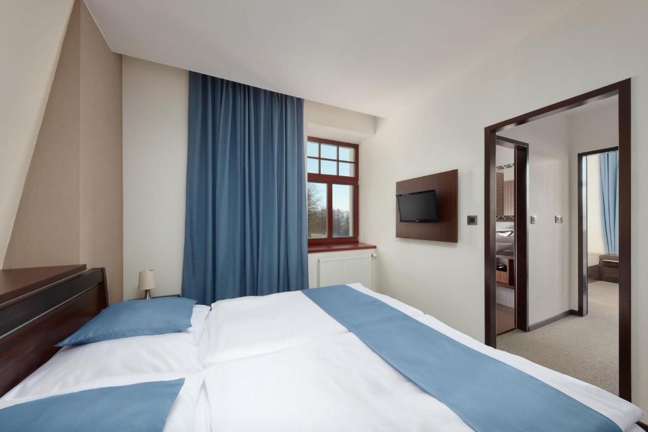 Hotel Slunny Dvur Jesenik Bagian luar foto