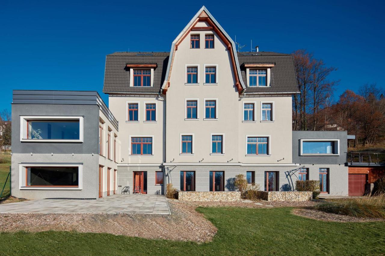 Hotel Slunny Dvur Jesenik Bagian luar foto