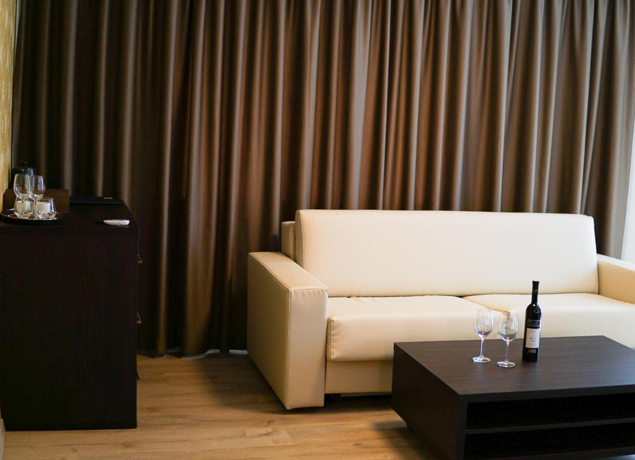 Hotel Slunny Dvur Jesenik Bagian luar foto